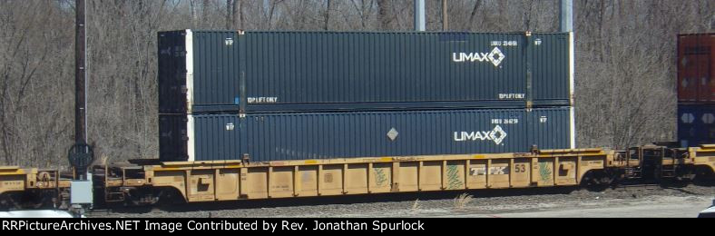 Unknown DTTX FCA and two containers